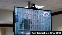 На экране монитора - Павел Устинов в Московском городском суде. 20 сентября 2019 г.